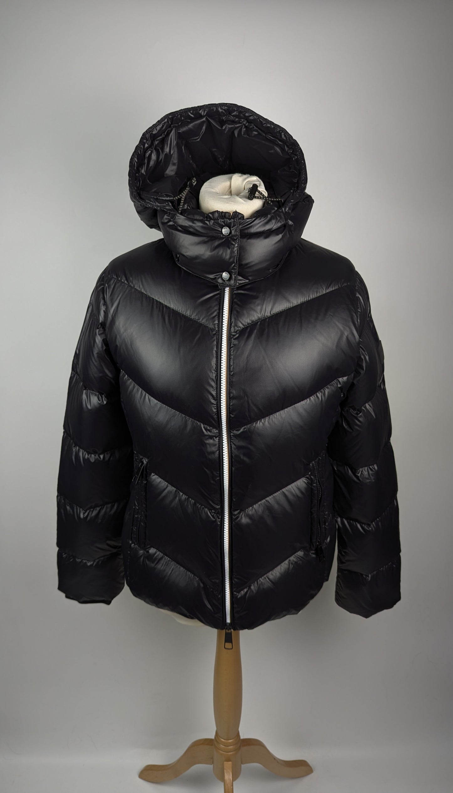 BOSS Womens Pepule2 Down Jacket Water-repellent finish - Black