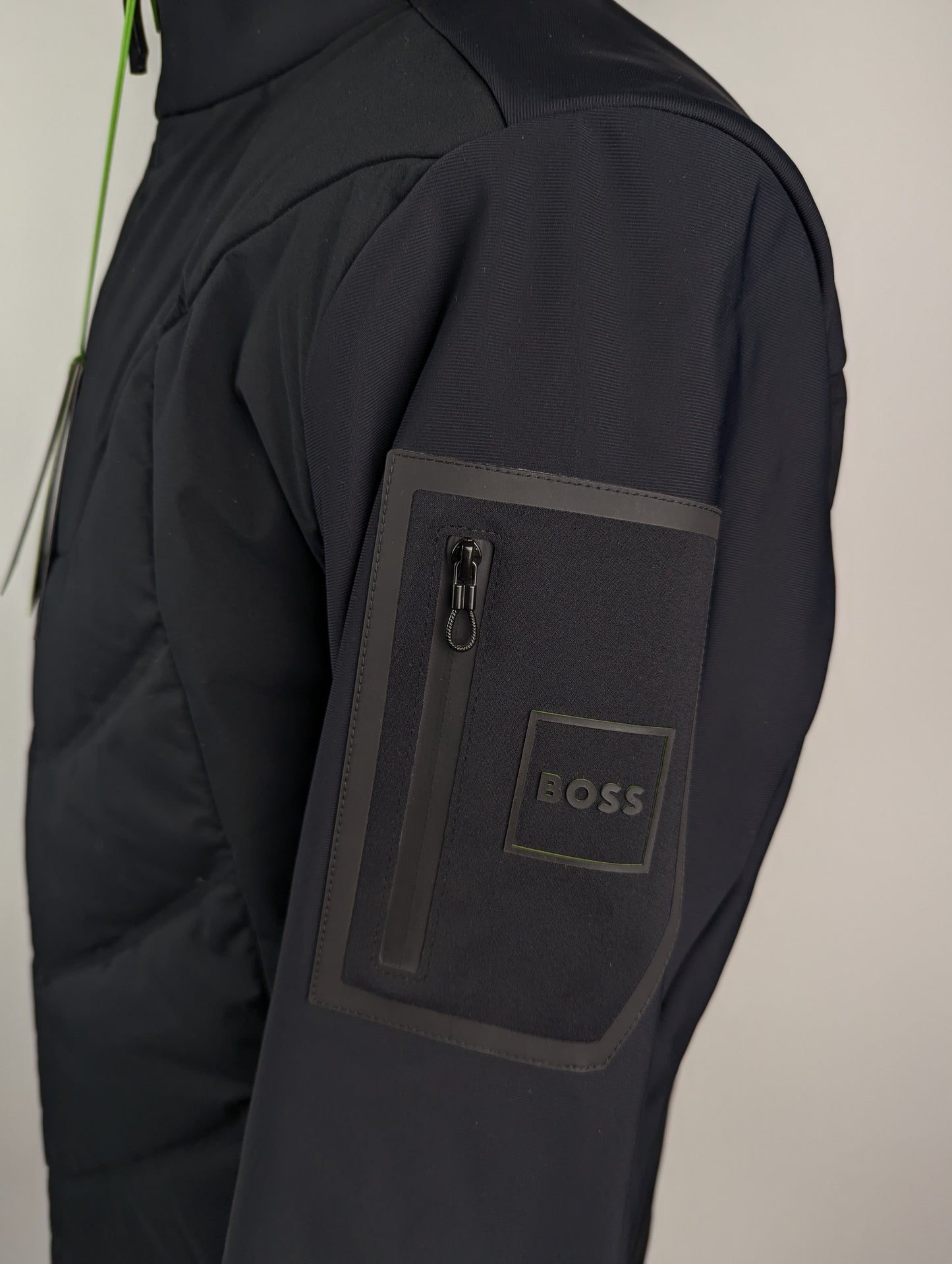 Boss J-Otitnium Mens Water-repellent jacket - Black