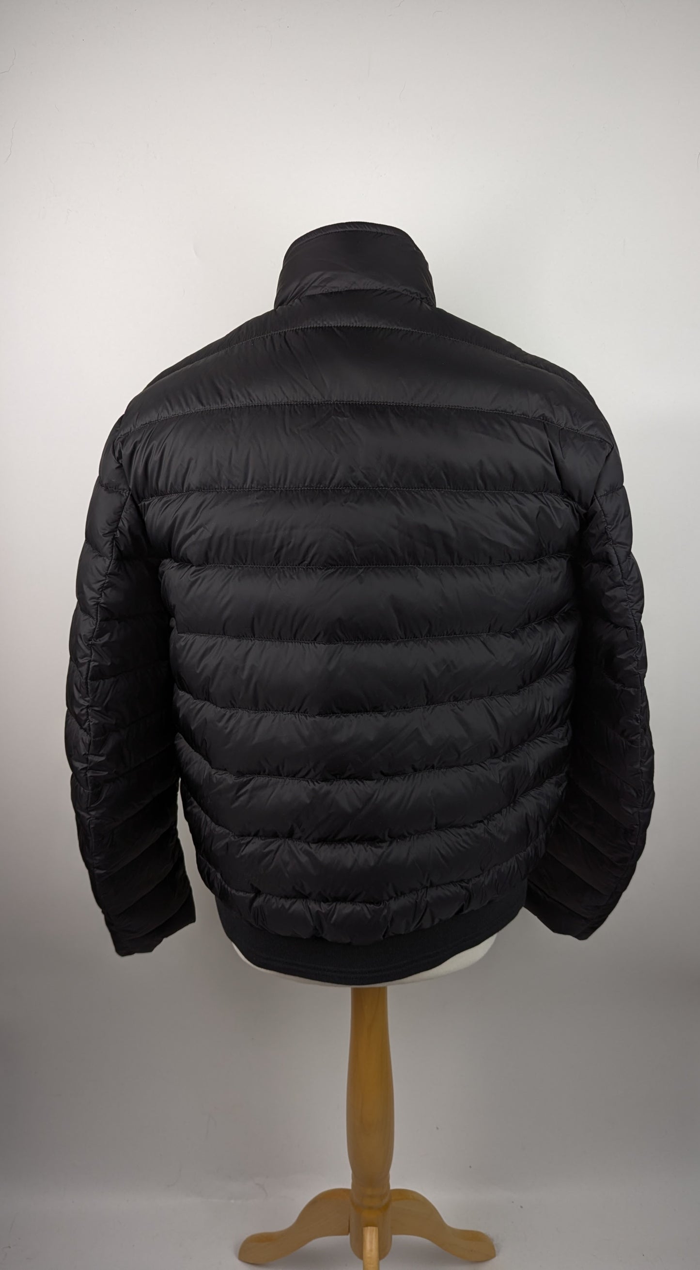 Belstaff Men's Circuit Water Resistant Duck Down Short Puffer Jacket- Black