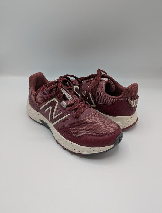 New Balance Womens Trail Running 410 V8 Trainers - Red