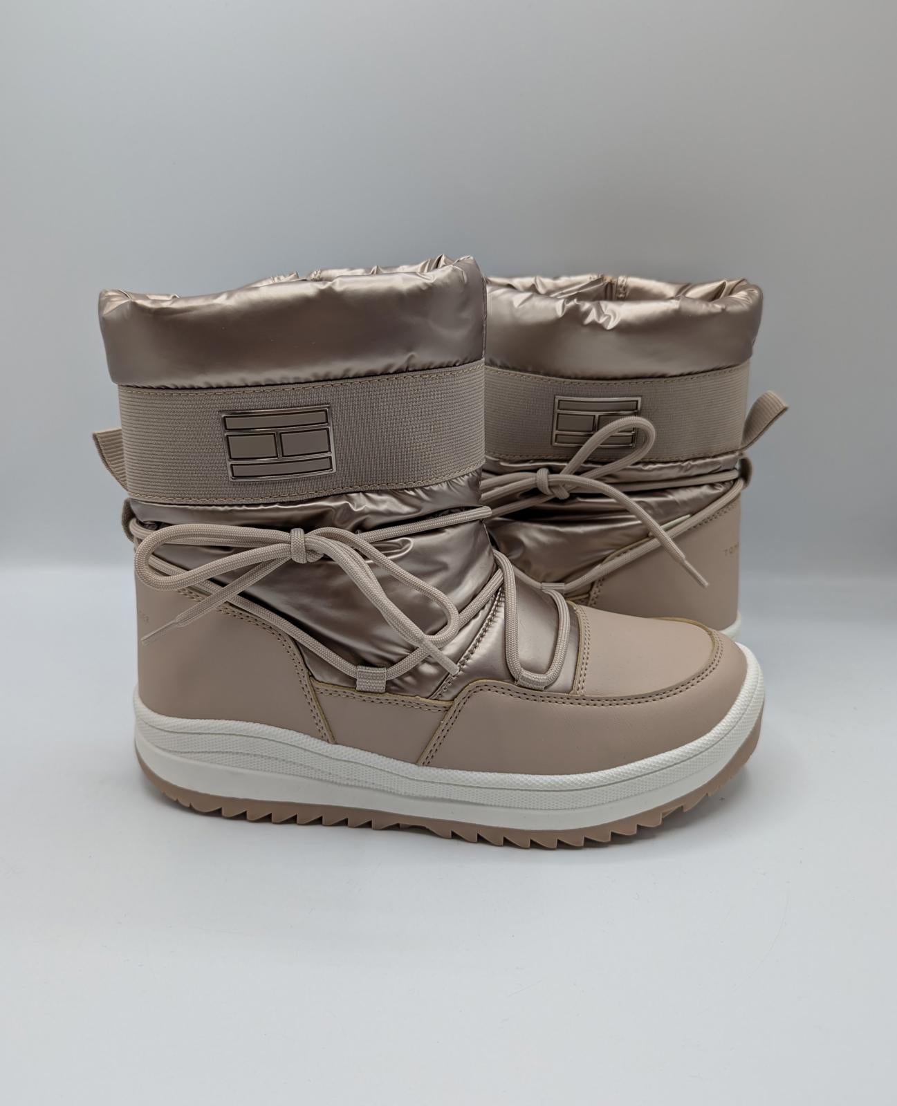 Tommy Hilfiger Womens Waterproof Fine Cleat Snow - Rose Gold