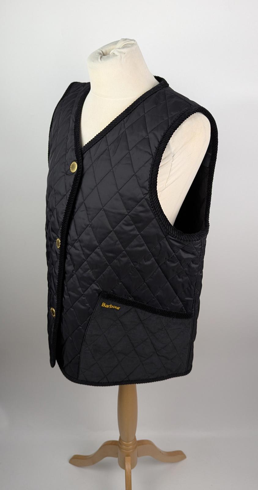 Barbour Women's Enid Diamond Quilted Sleeveless Gilet - Black