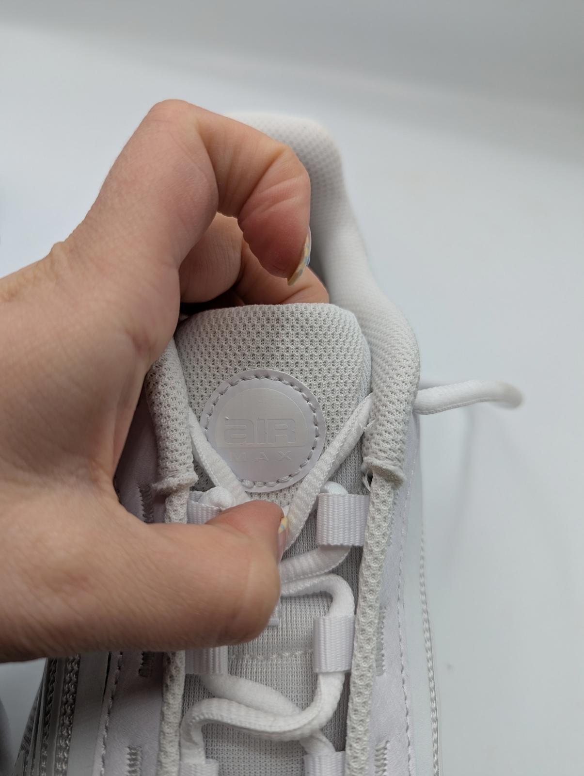 Nike Air Max Fire Sneakers Mens trainers - White