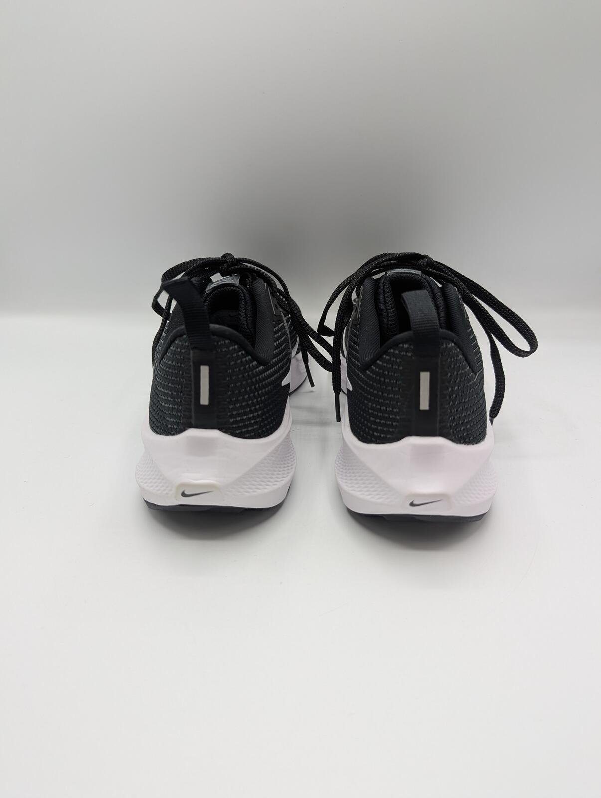 Nike Pegasus 40 Neutral running shoe Kids / women's - Black