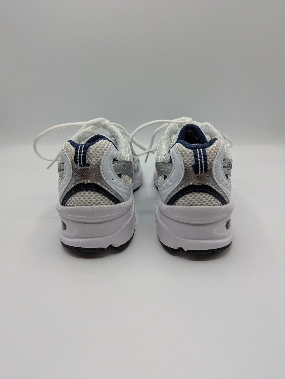 New Balance NB 530 Junior / Womens trainers - white / Navy