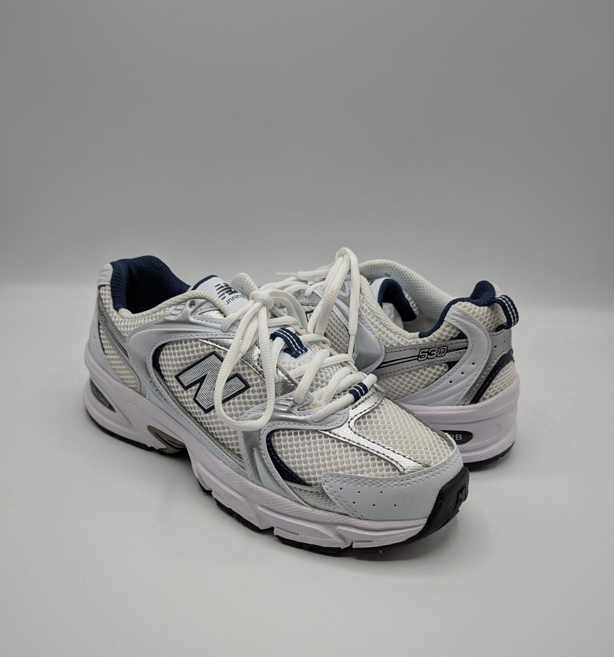New Balance NB 530 Junior / Womens trainers - white / Navy