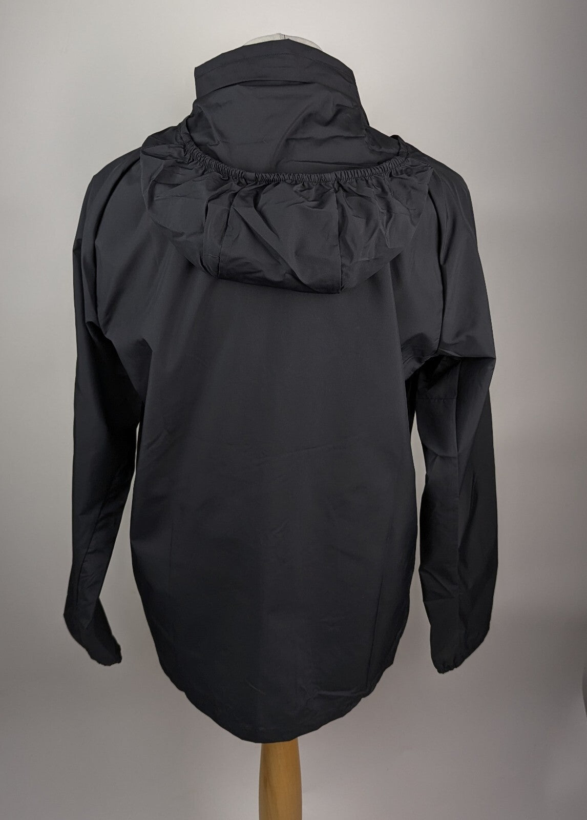 Nike Miler Repel UV Hooded Men's Running Jacket - Black