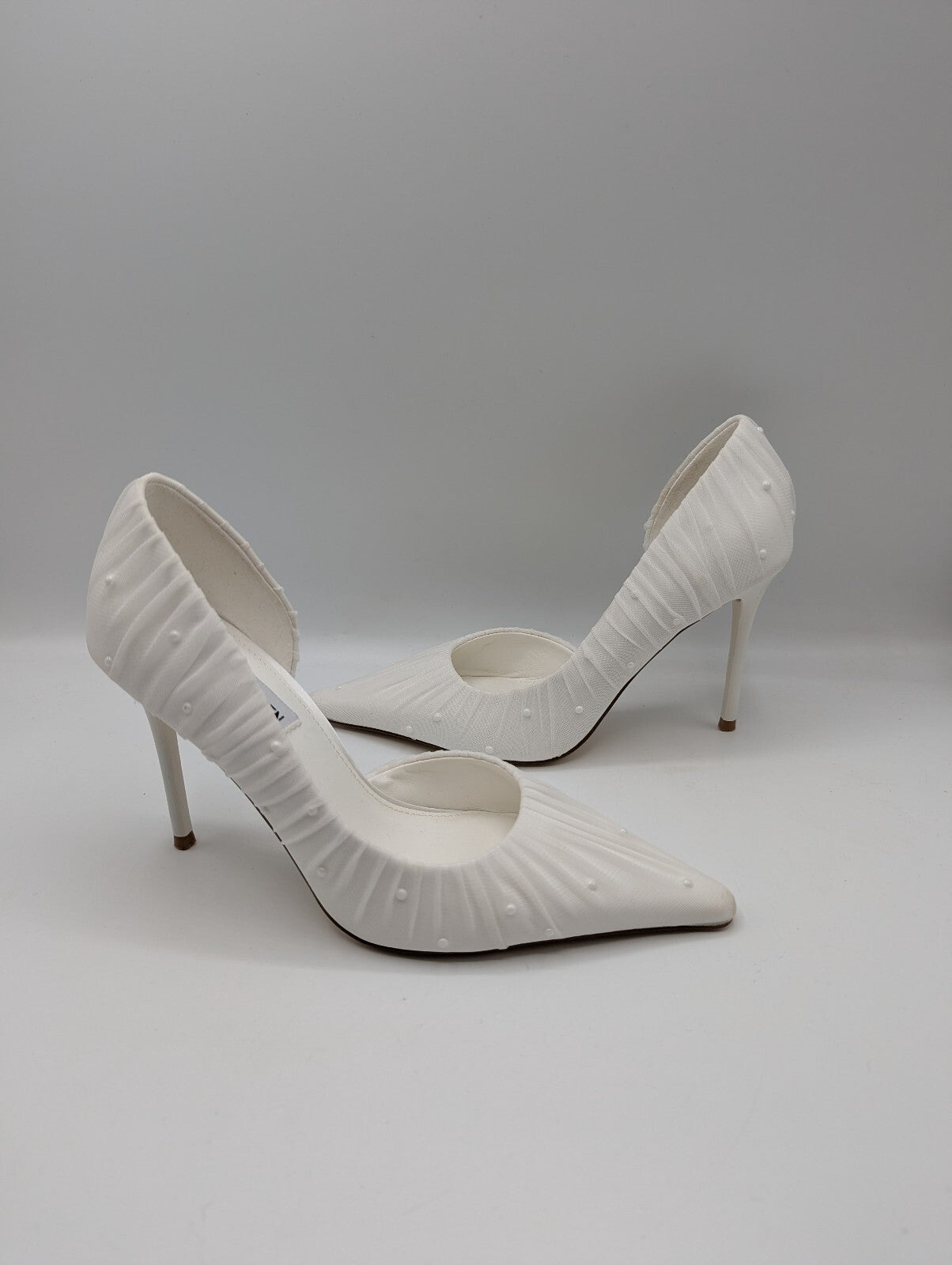 Steve Madden Women's Stiletto Court Shoes pearls - white