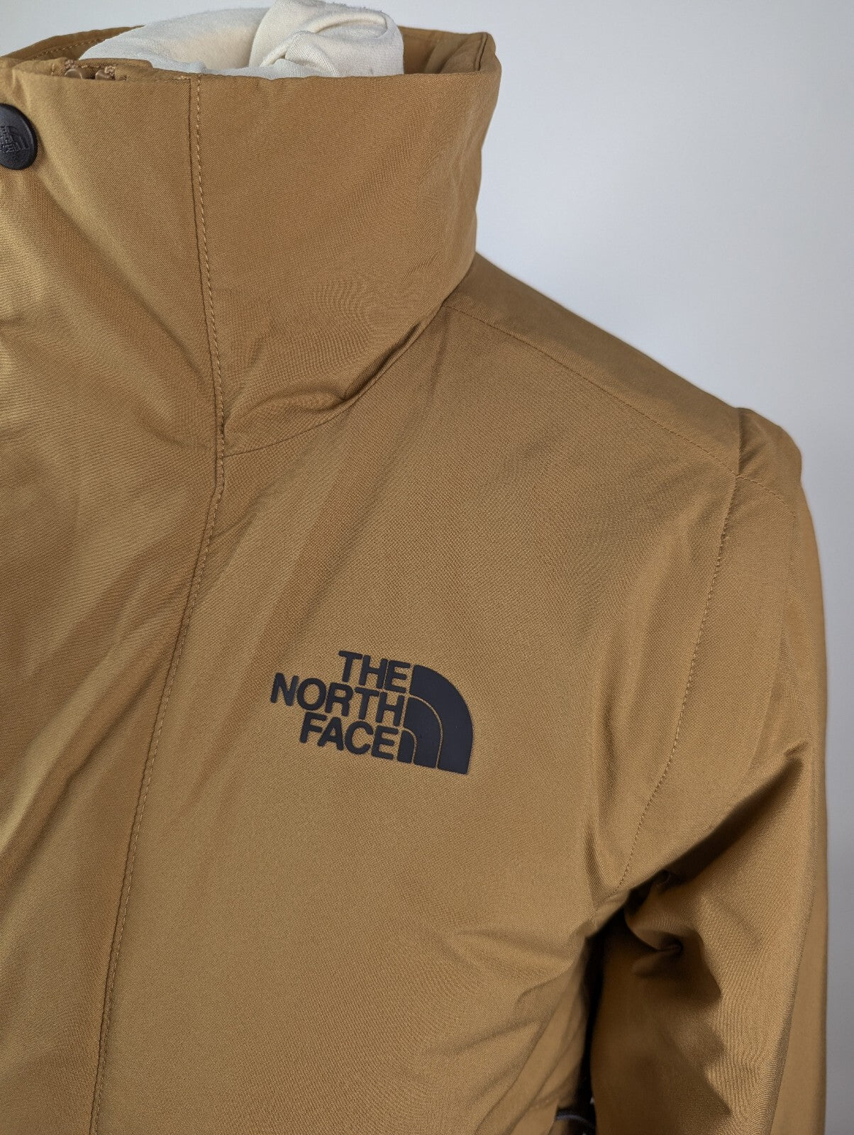 The North Face Womens convertible jacket to gilet -  Utility Brown