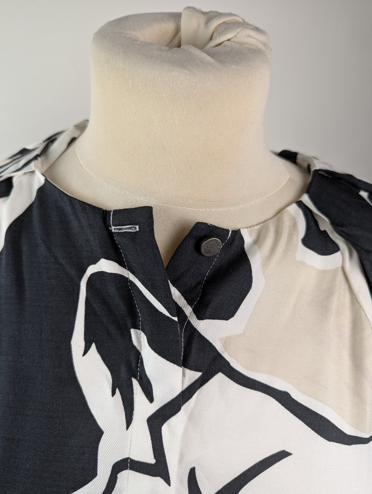 Ted Baker Sydnei graphic-print belted woven shirt midi dress - Cream