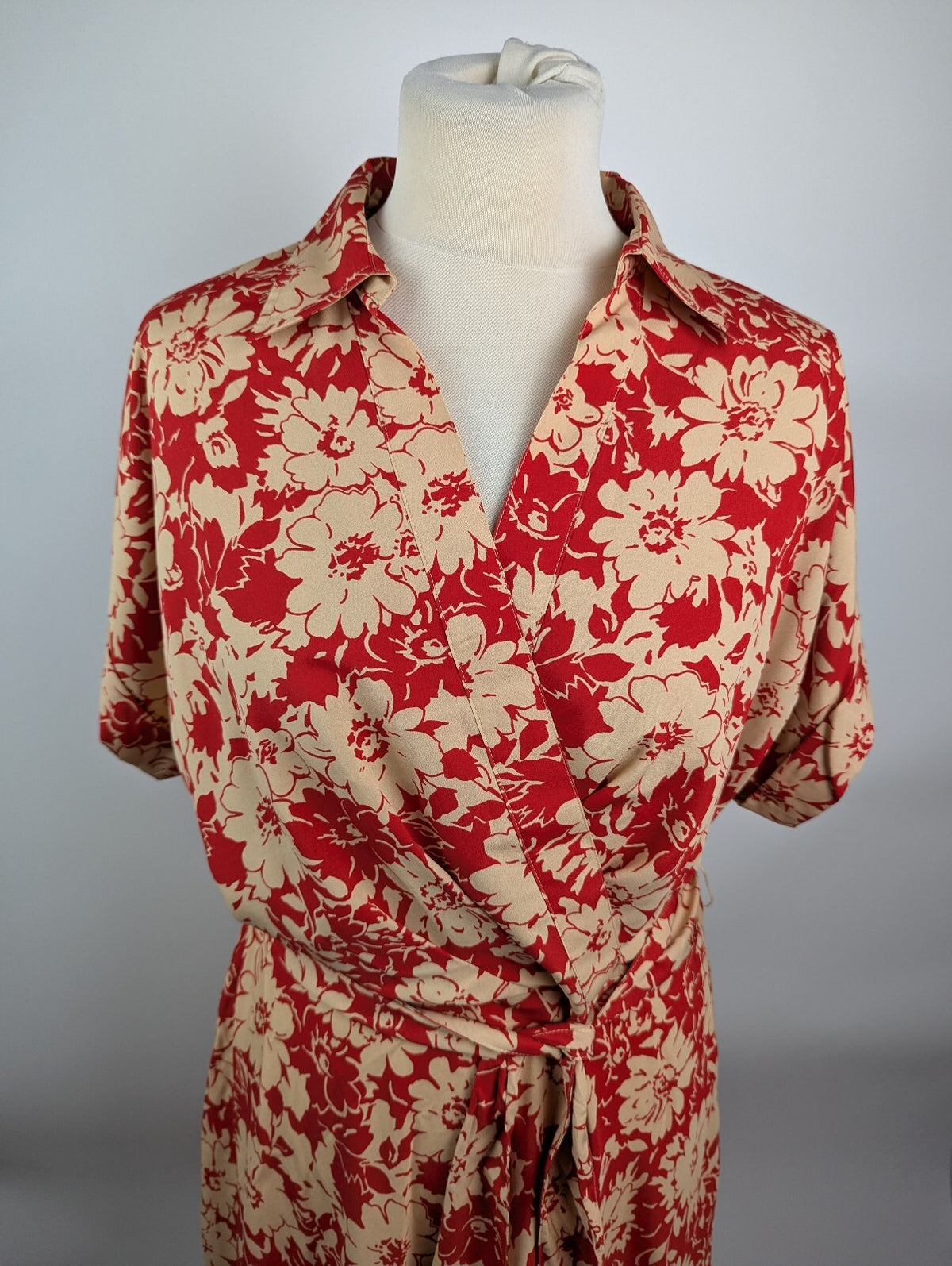 Lauren by Ralph Lauren Women's Wrap Dress - Red / tan floral print