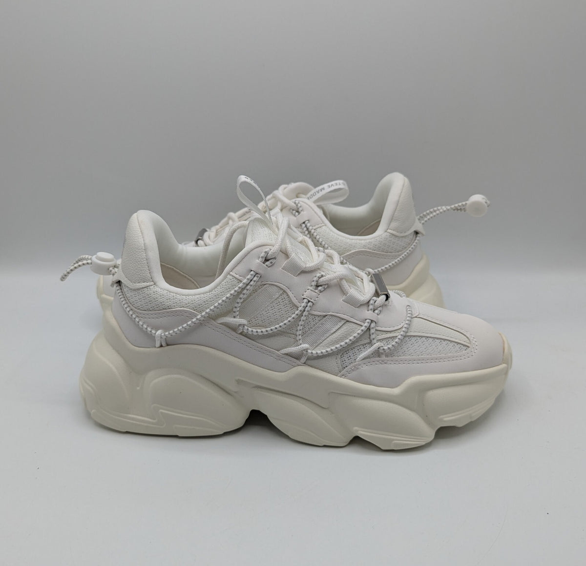 Steve Madden Women's Spectator Trainer Chunky Trainers - white