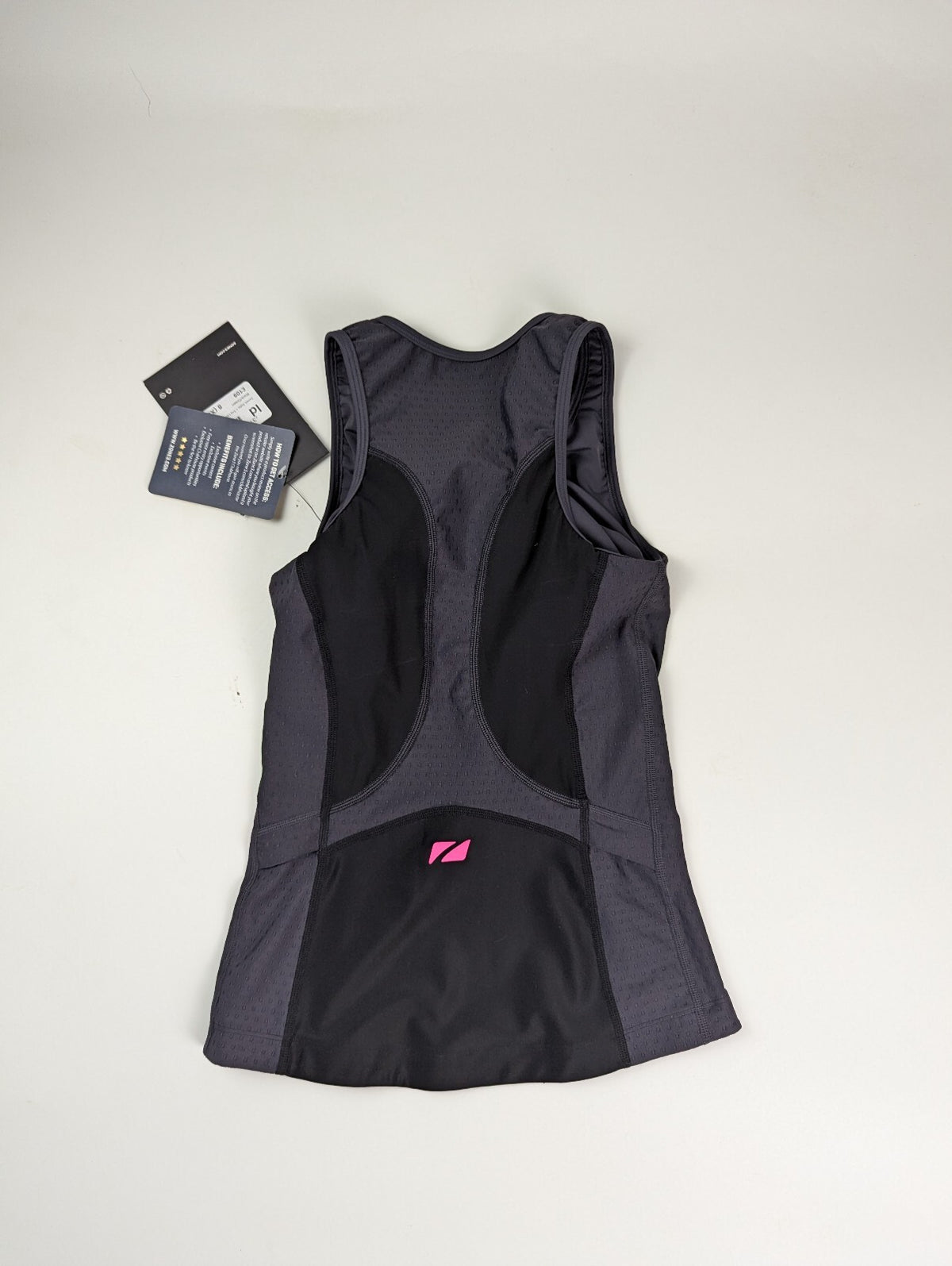 ZONE3 Aquaflo Plus Womens Tri Swim Top - Black/Pink