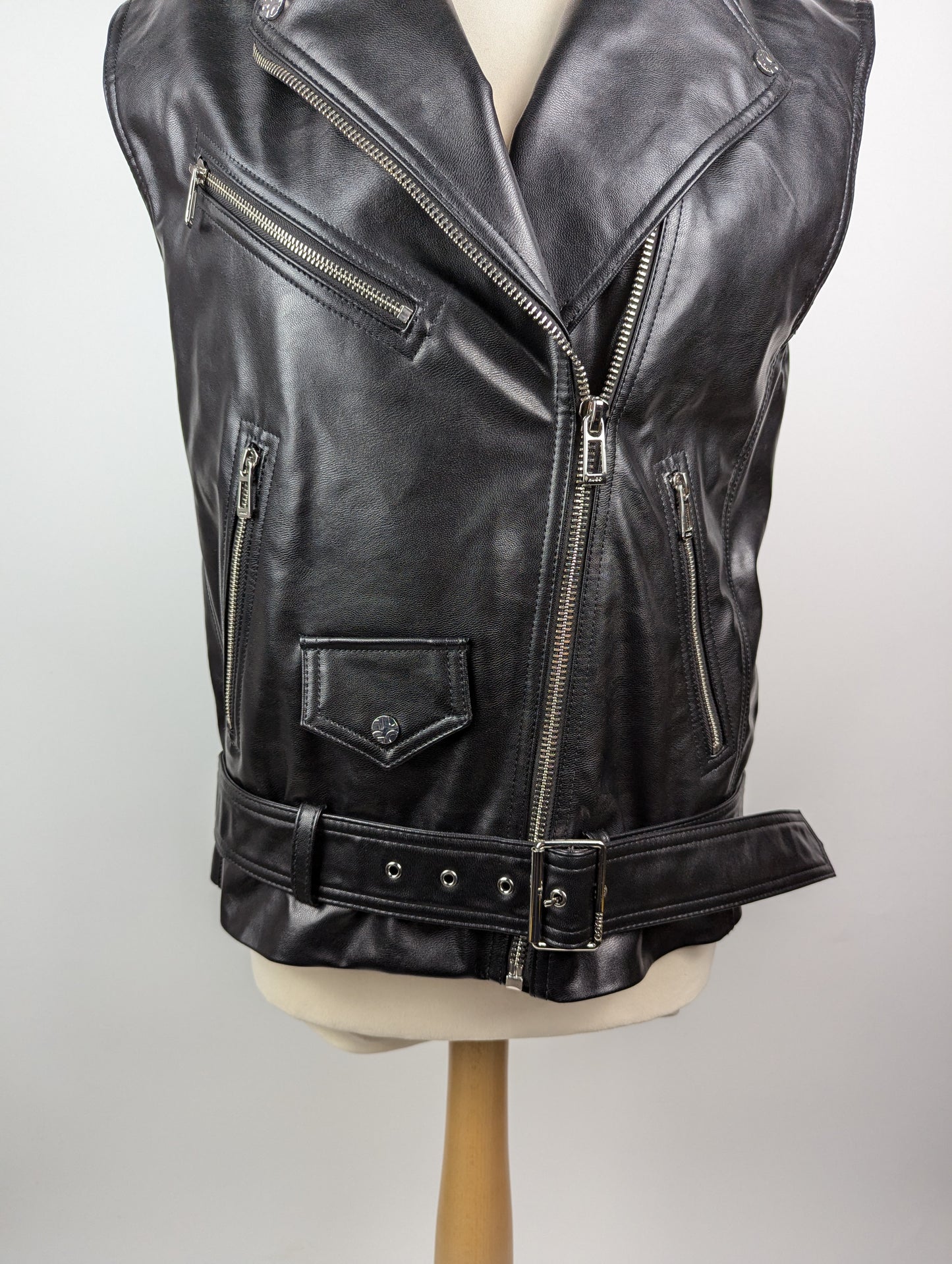 Hugo Womens Arebura-1 Faux Leather Sleeveless Jacket - Black