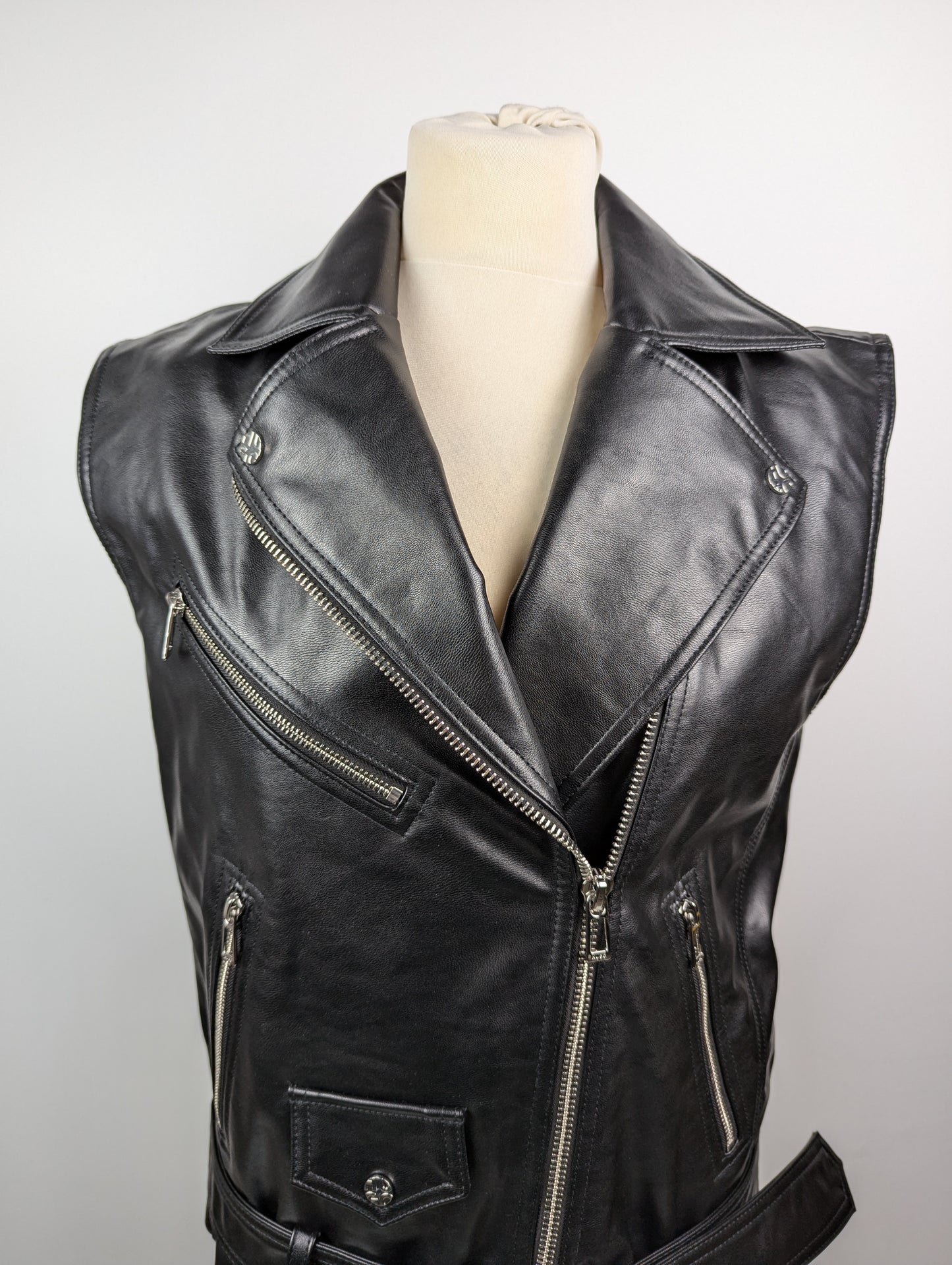 Hugo Womens Arebura-1 Faux Leather Sleeveless Jacket - Black